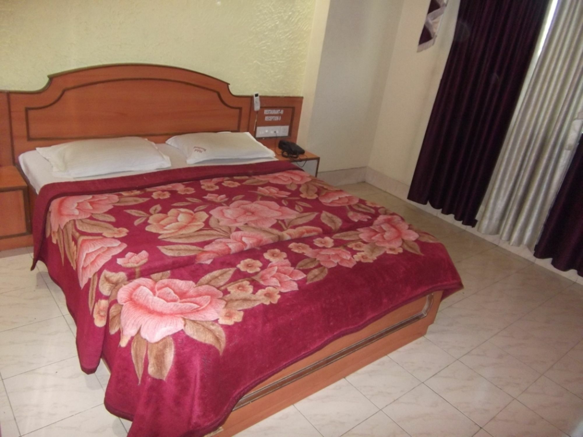 Hotel Ravikant Pune Dış mekan fotoğraf