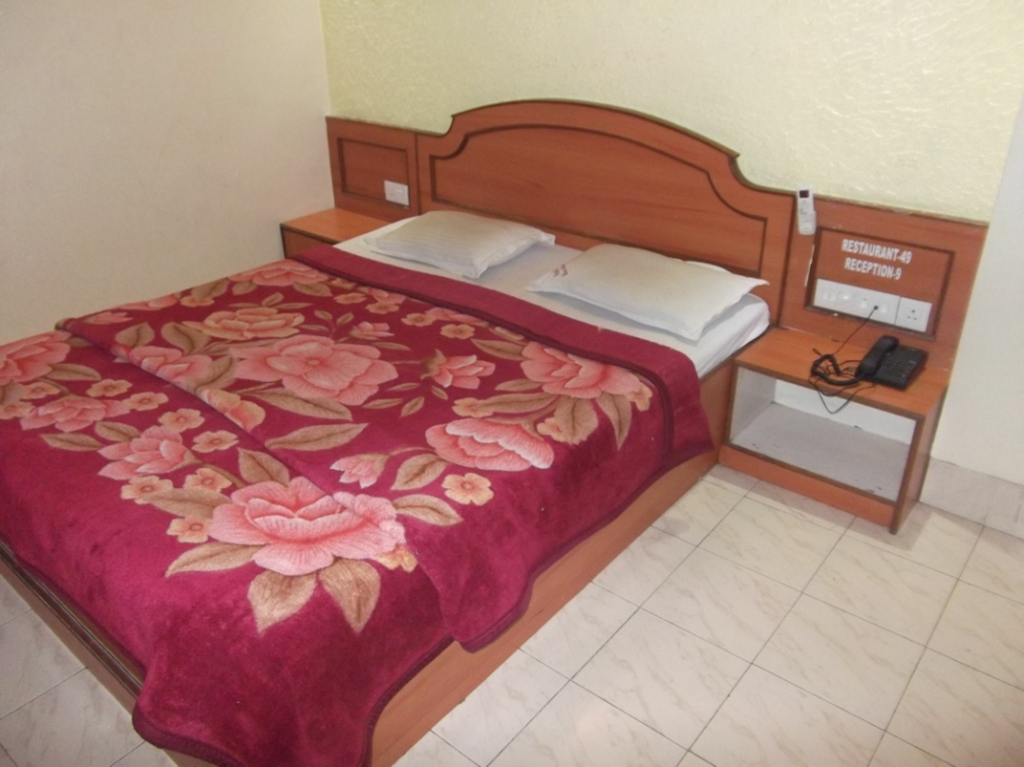 Hotel Ravikant Pune Dış mekan fotoğraf