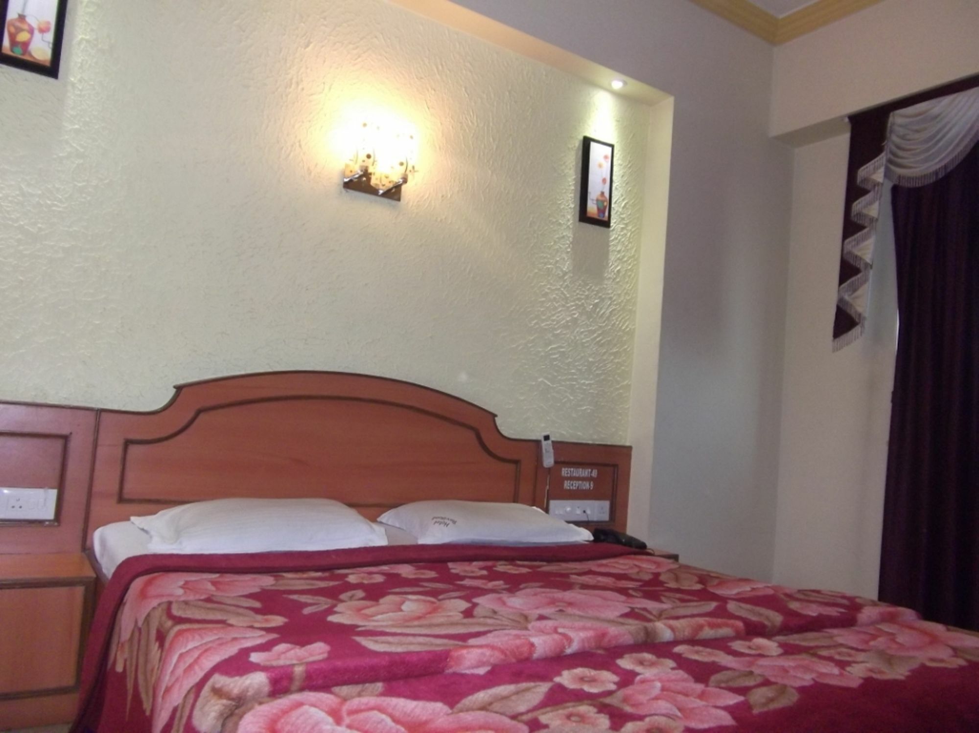 Hotel Ravikant Pune Dış mekan fotoğraf
